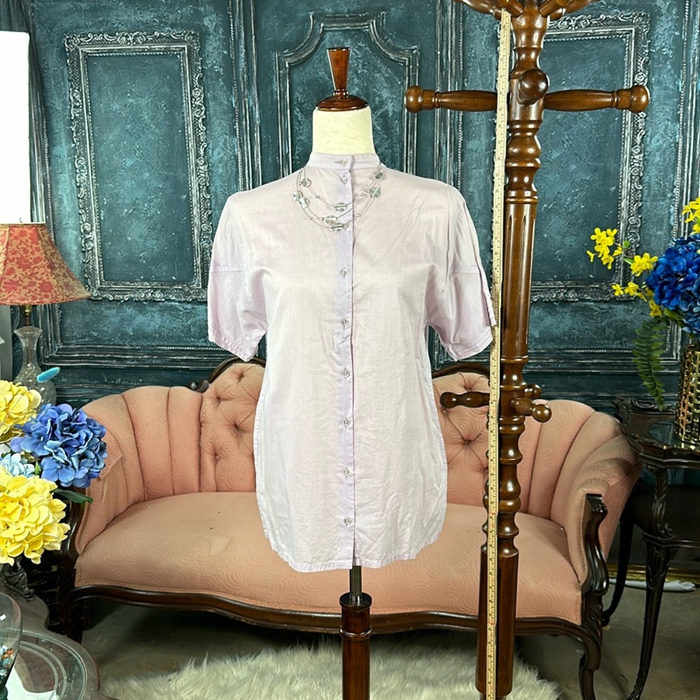 Light pinky/purple button shirt.  High collar. Geometric stitching. Unique piece
